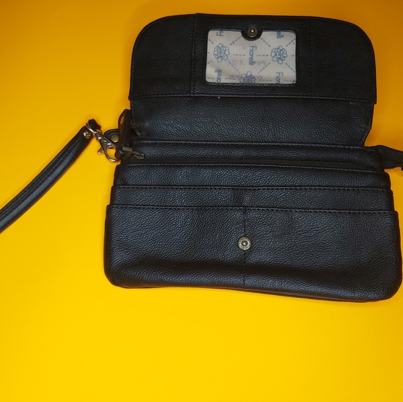 Fiorelli Wristlet - Picture 2 of 6